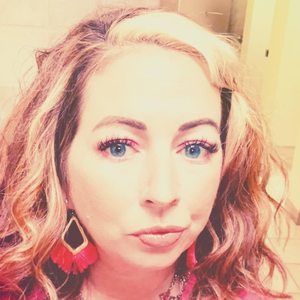 Meet your Posher, Danelle